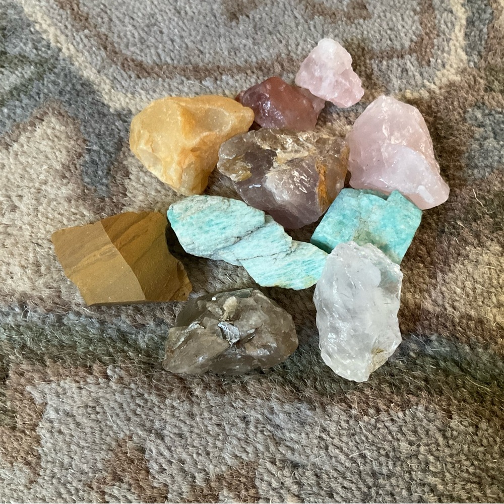 Natural Raw Gemstones - Picture 2 of 3